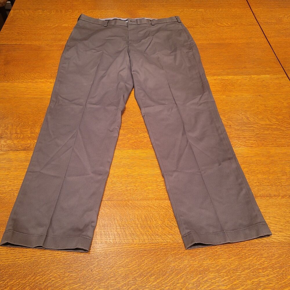 Brooks Brothers Light Weight  Advantage Chino Hudson Cotton Stretch Pants  36x32